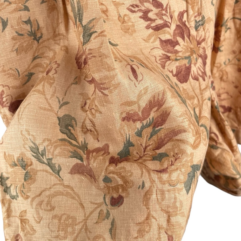 Ralph Lauren Floral Tan and Green High-Waist Bermuda Shorts - Picture 6 of 7